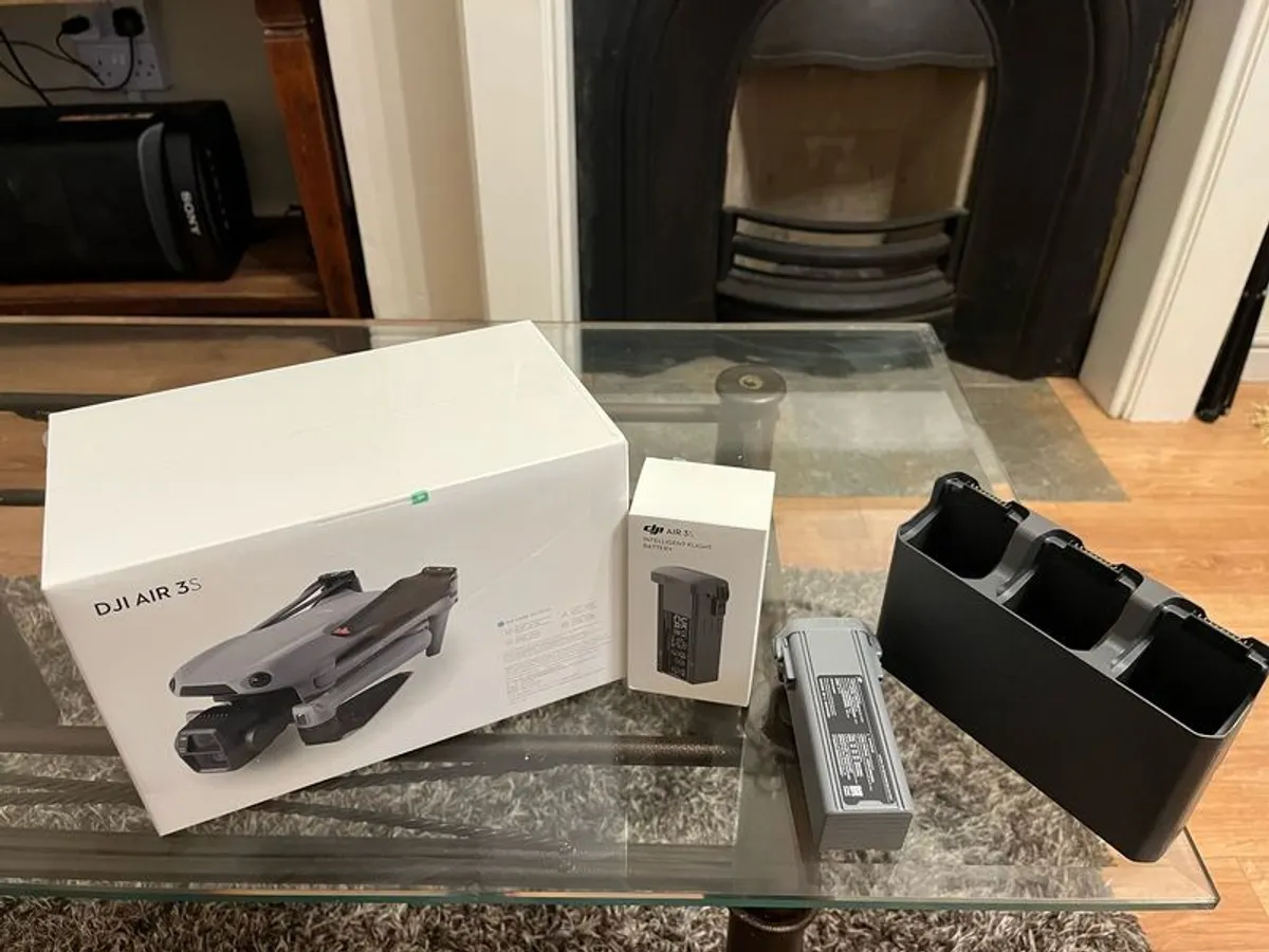 Drone DjI Air 3S brand new + accessories - Image 2