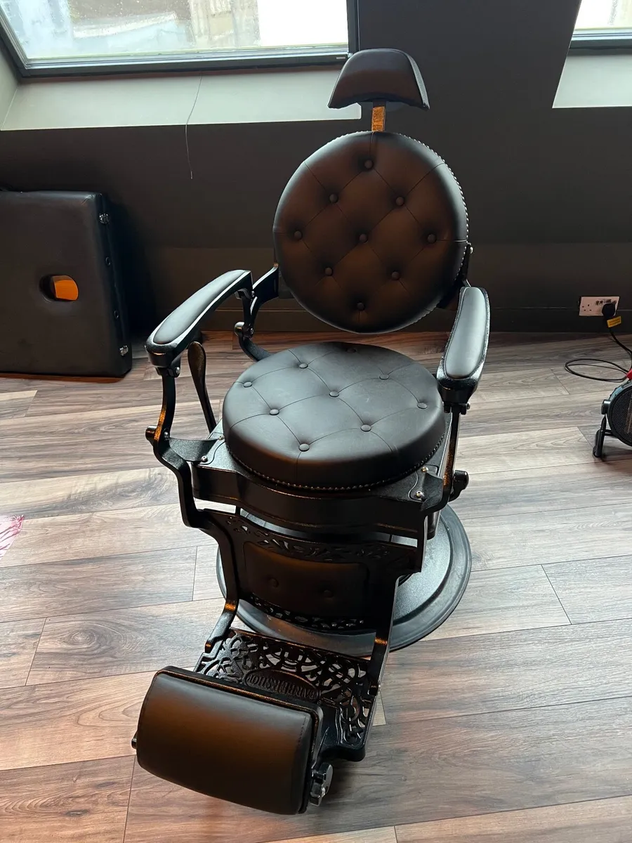 Vintage Barber Chair - Image 1