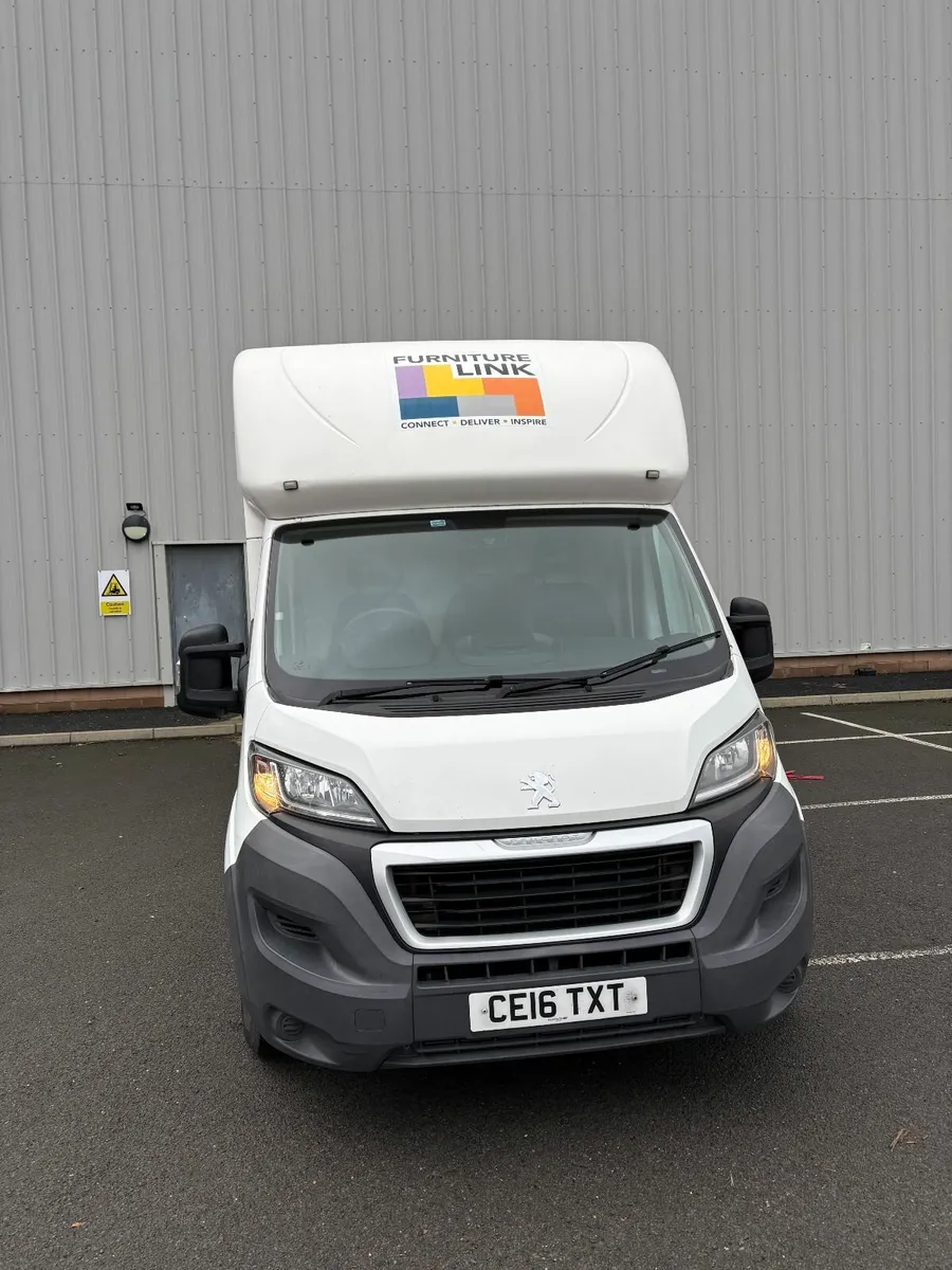 Peugeot Boxer 2016 Loloader Showvan - Image 3