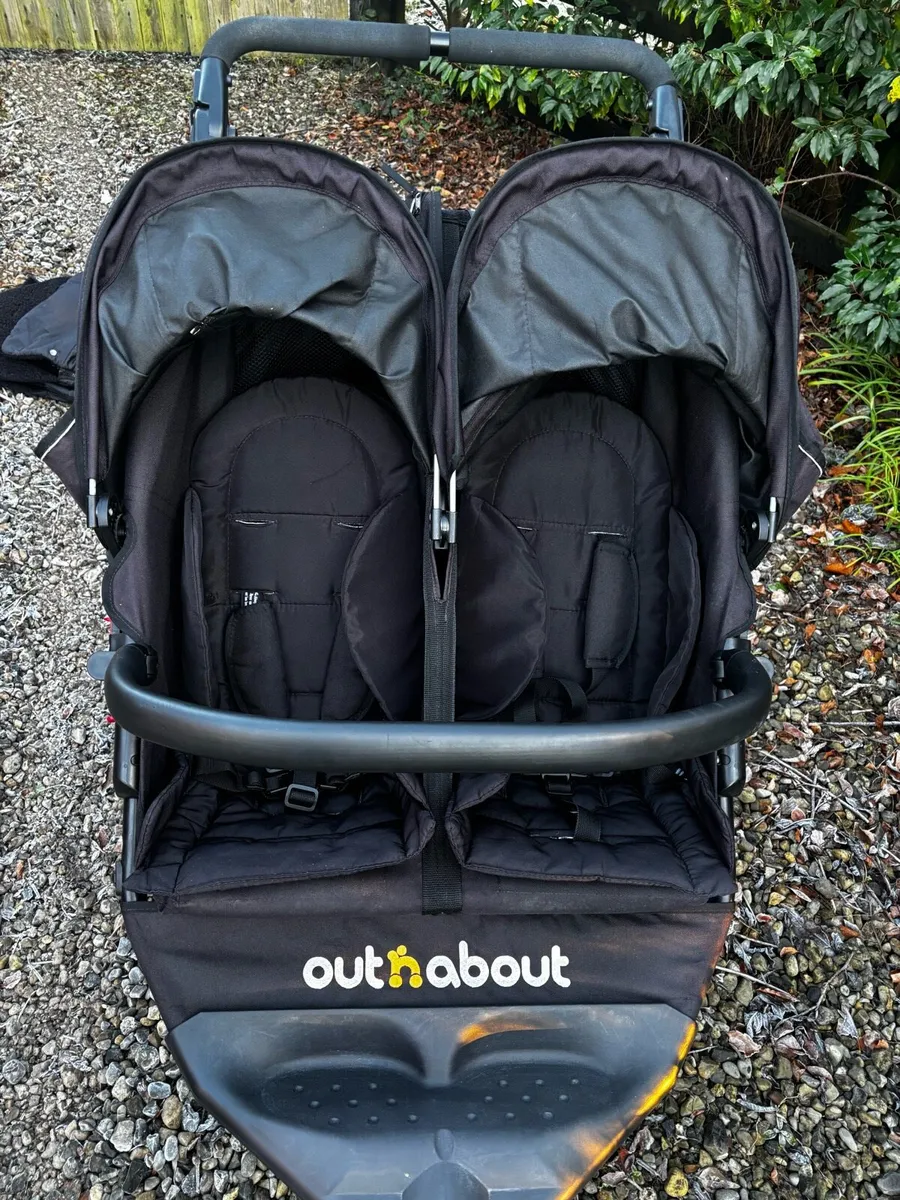 Out n about double - Image 4