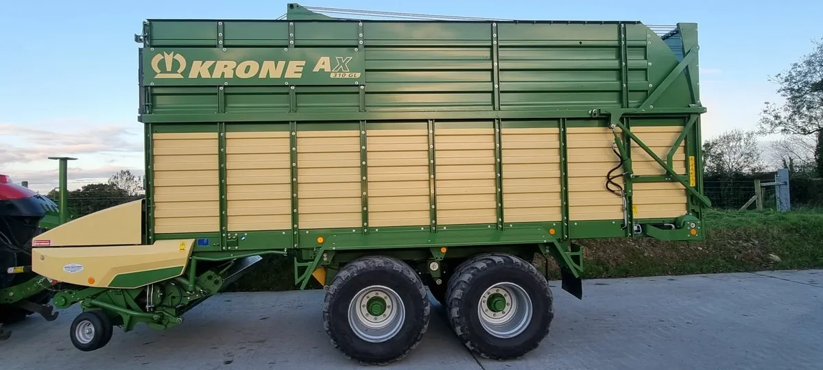 Silage wagon - Krone AX310 - Image 2