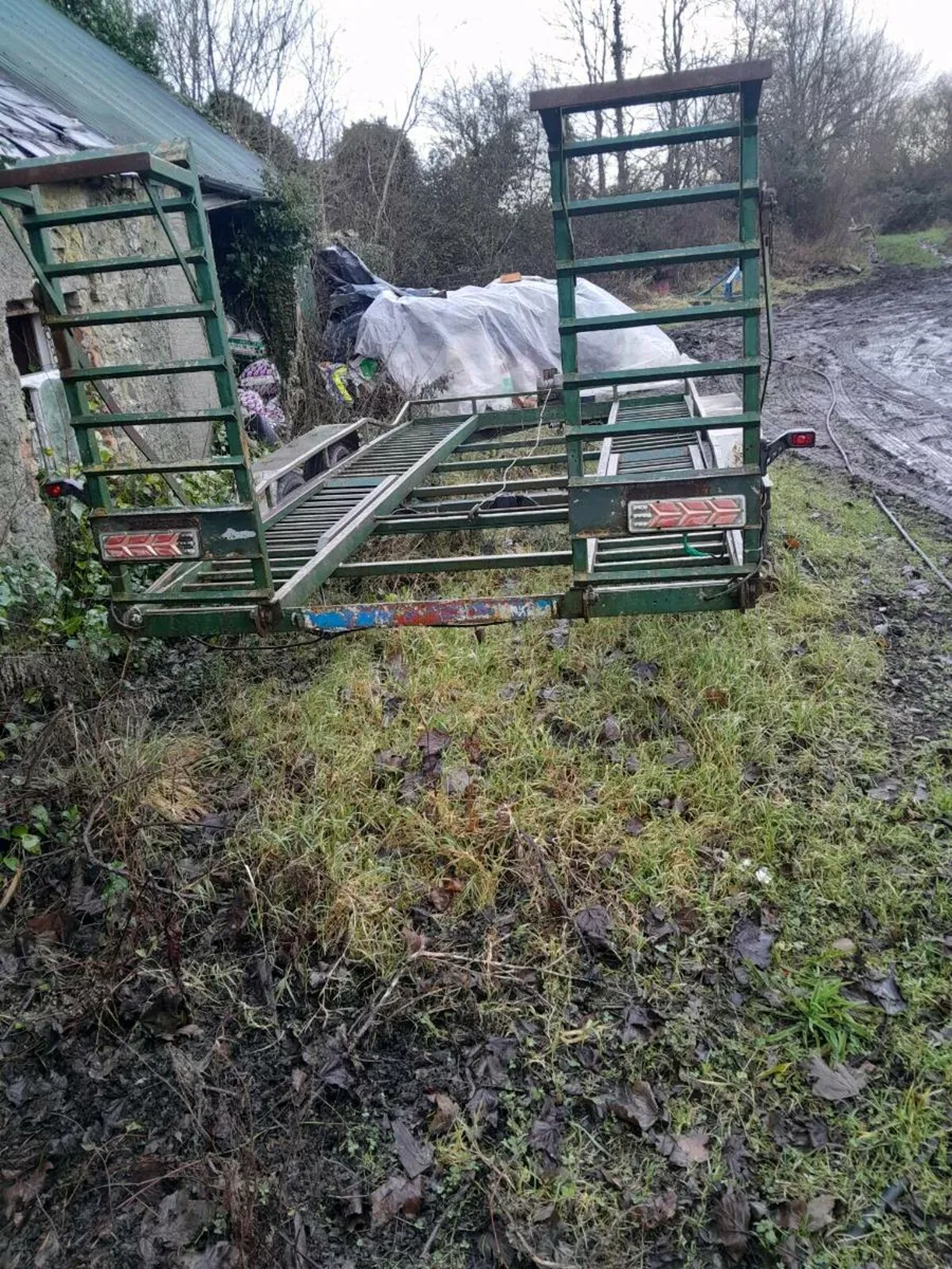 Low loader and blockspliter - Image 1