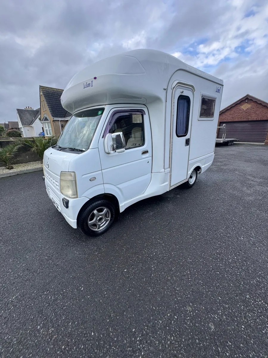 2010 COACHBUILT LA.KUN II - Image 1