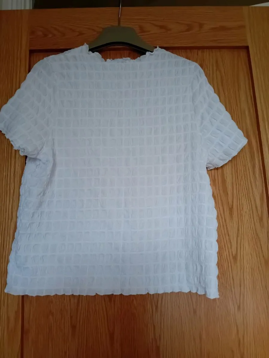 Ladies Tops - Image 1