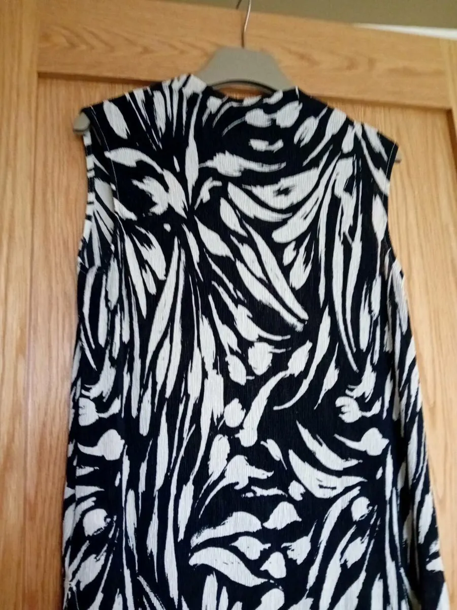 Ladies Tops - Image 4