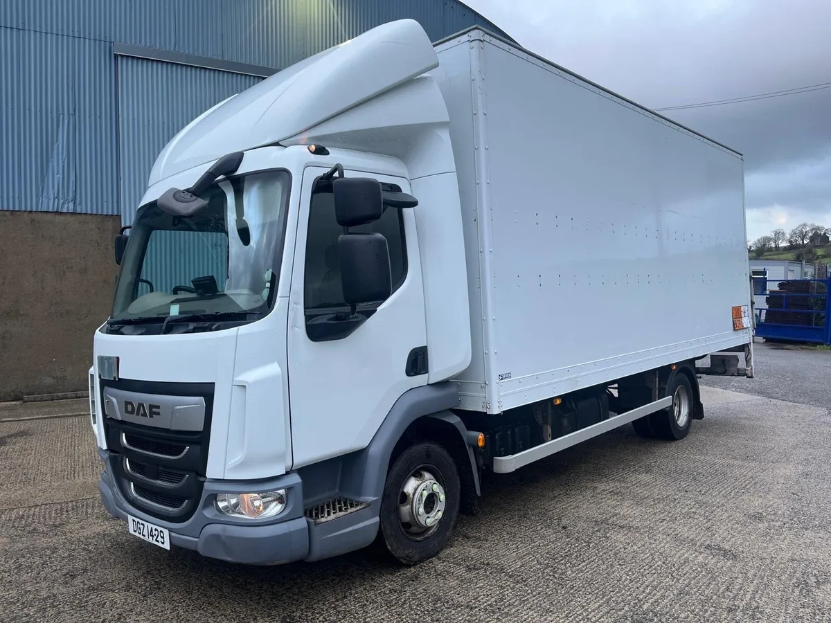 2018 Daf LF180 7.5 Tonne 4x2 Box Van - Image 3