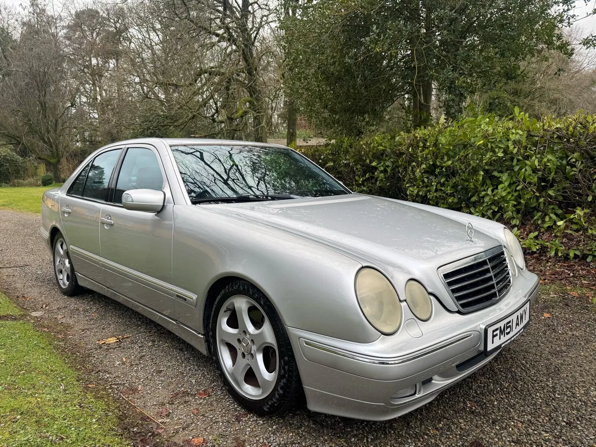 2002 Mercedes E320 CDI Avantgarde - Image 1