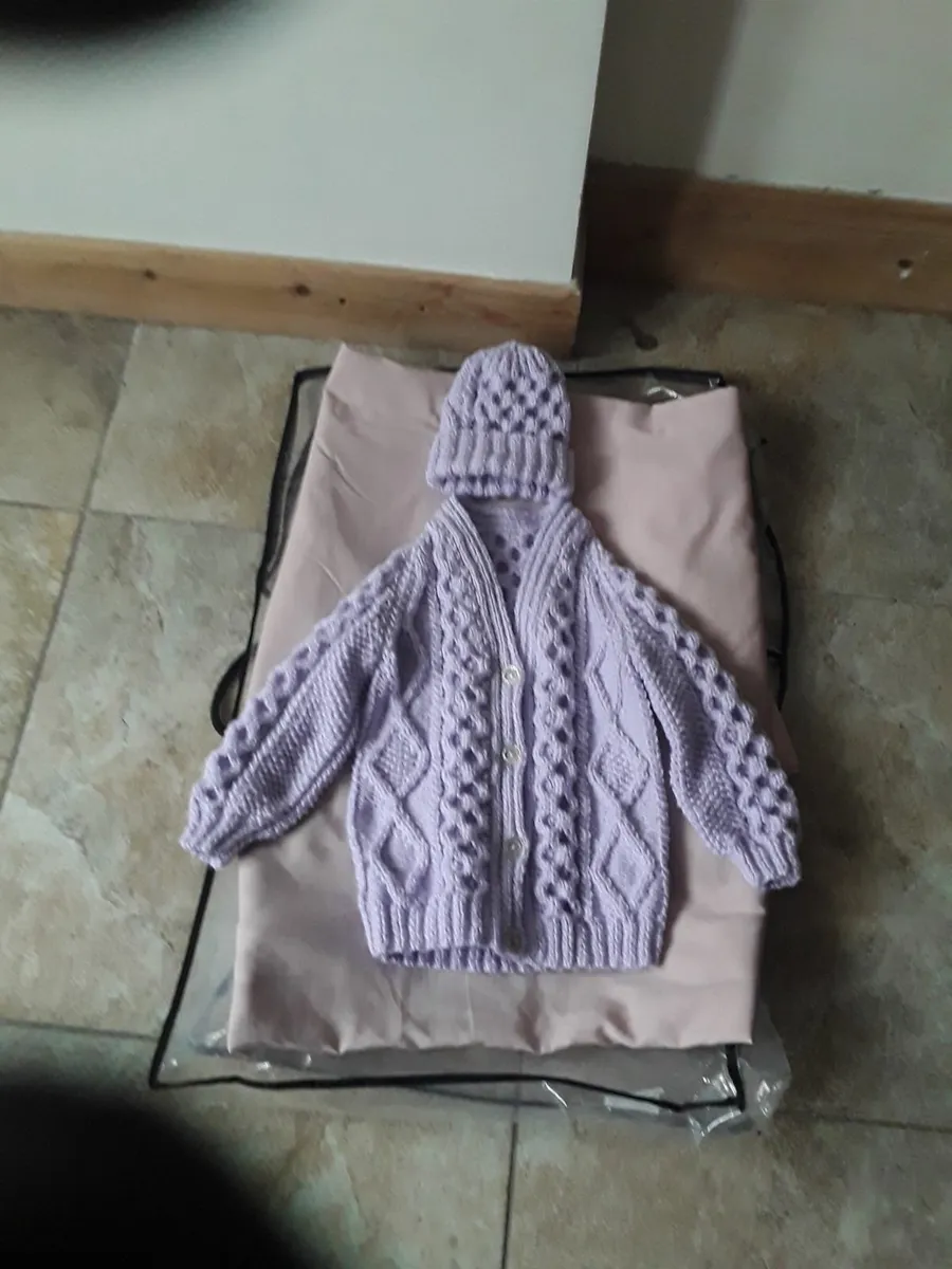 Brand new hand knitted winter Aaron cardigan baby - Image 3
