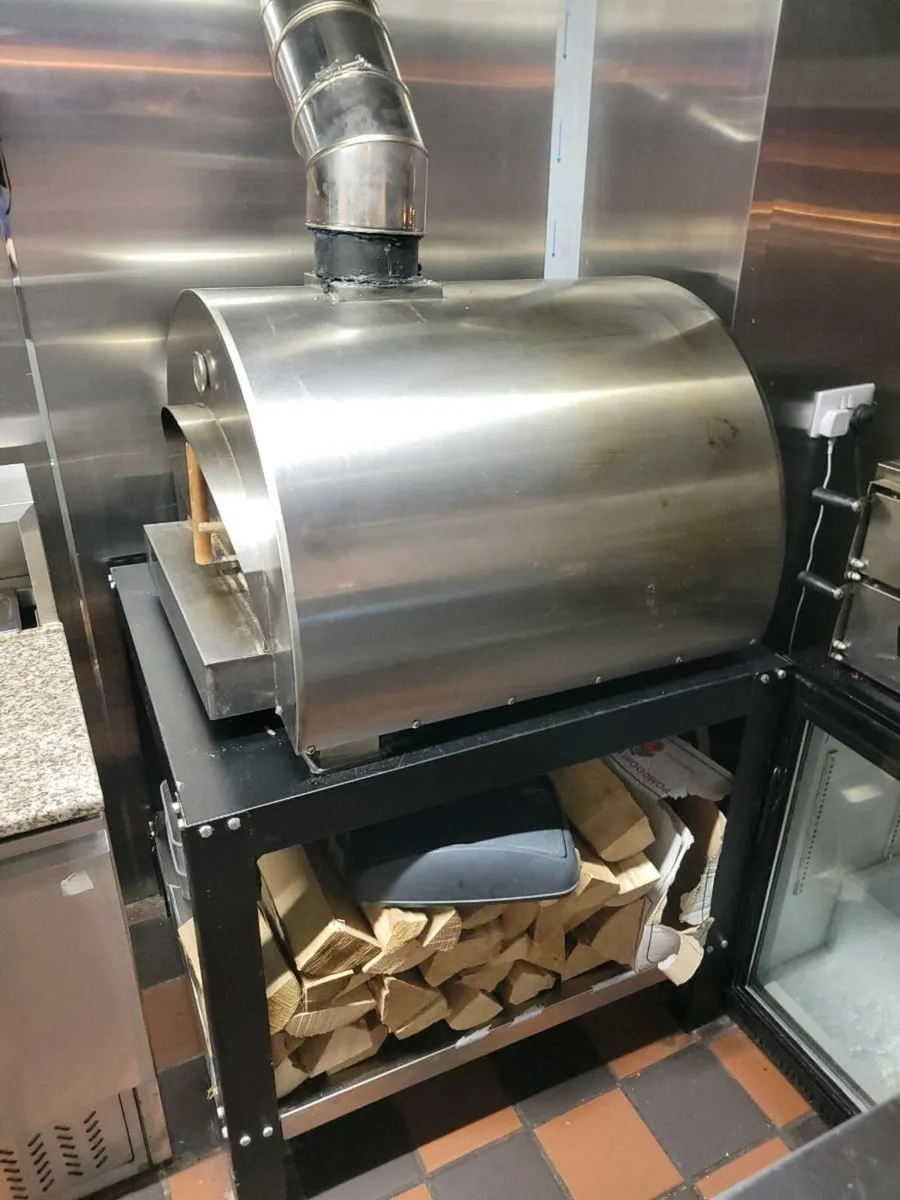 Wood Fired Pizza Oven - Image 1