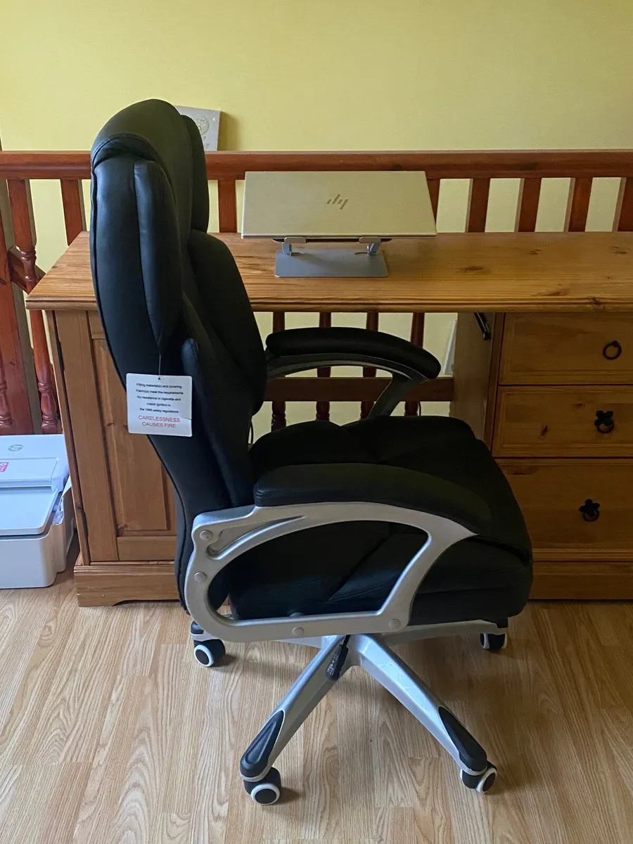 Deluxe Home Office Chair - Excellent Condition - Image 4