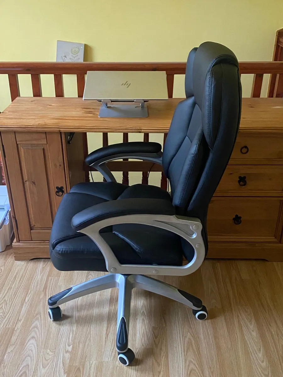 Deluxe Home Office Chair - Excellent Condition - Image 2