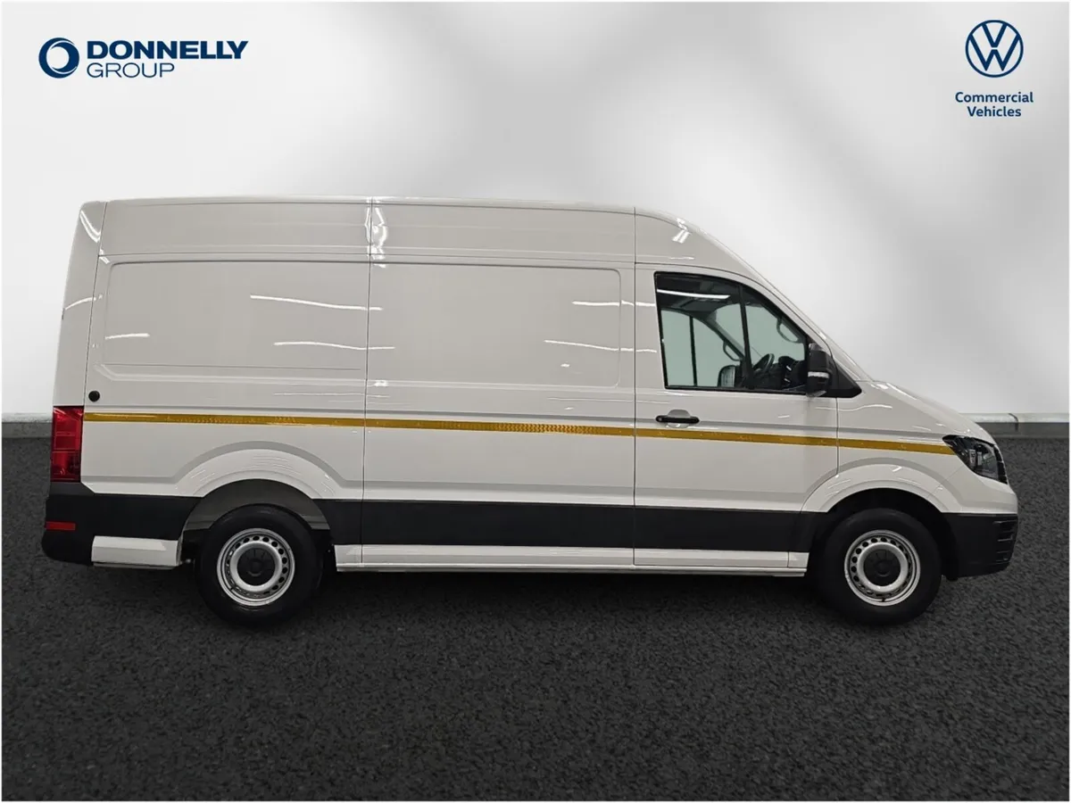 Volkswagen Crafter Cr35 Mwb Diesel Fwd Trendline - Image 4