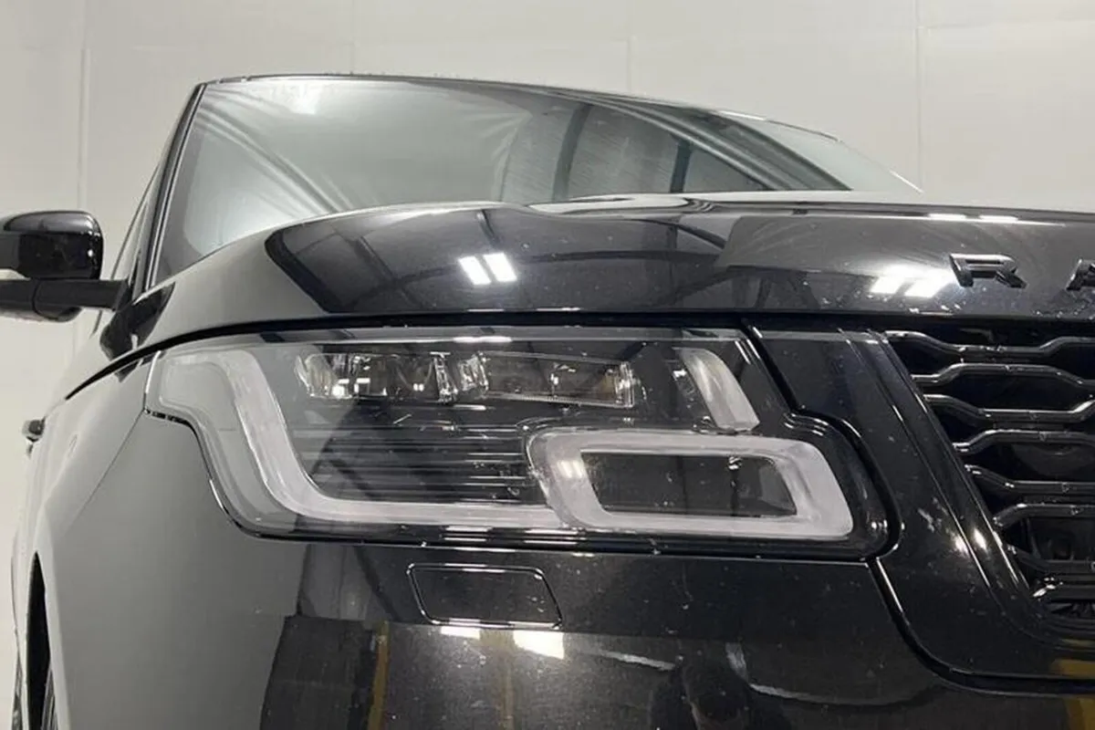 2021 Range Rover Vogue D300 HSE 2 seat Commercial - Image 4