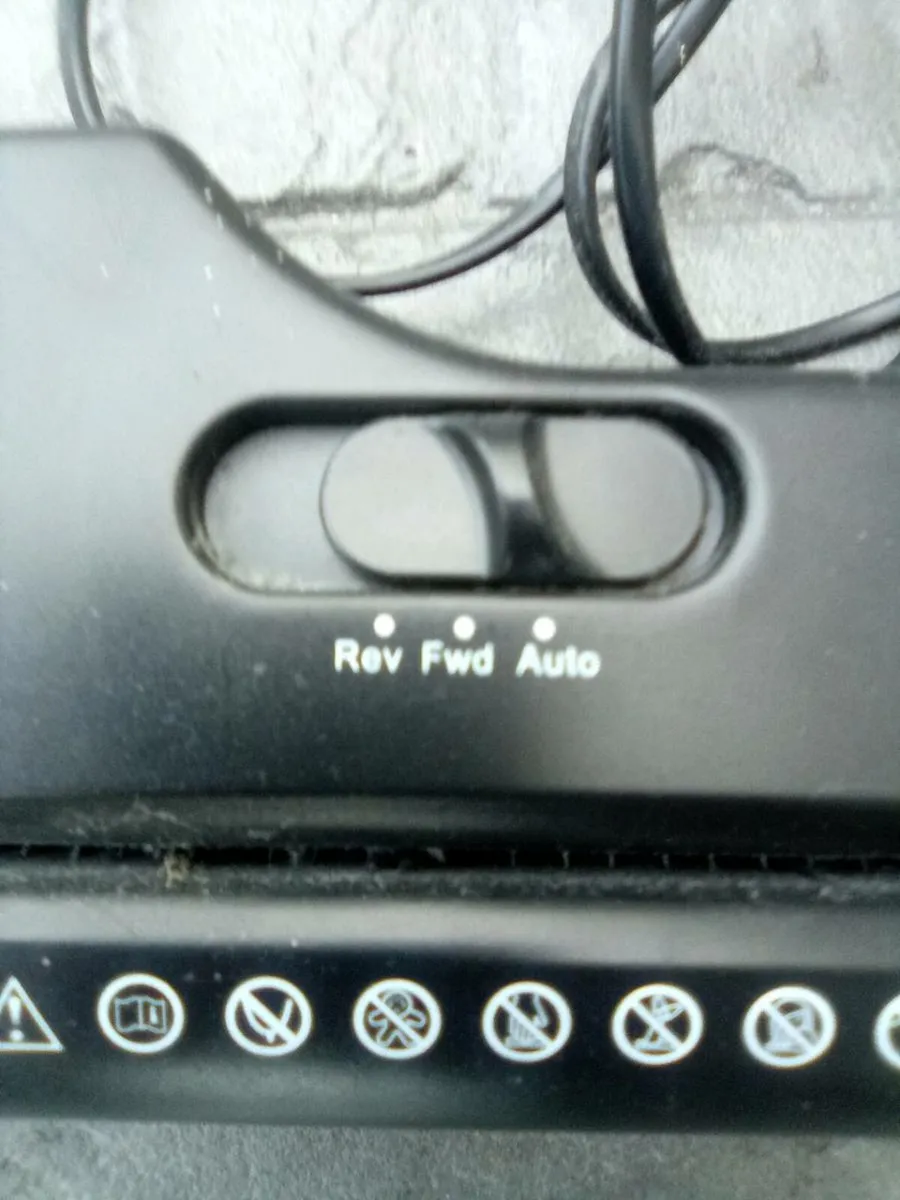 ELECTRIC.  PAPER. SHREDDER. - Image 4