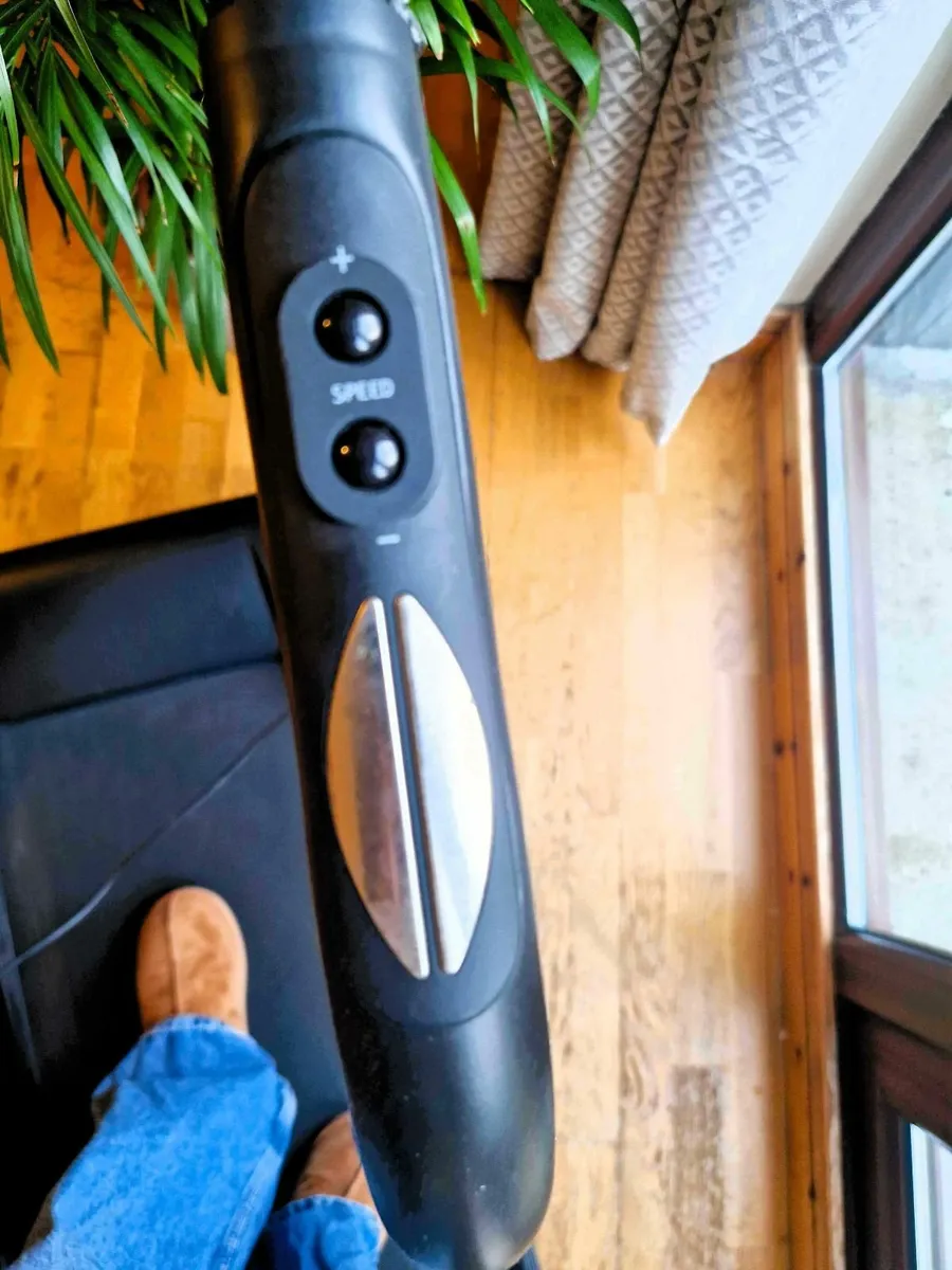 Foldable Treadmill - Image 4