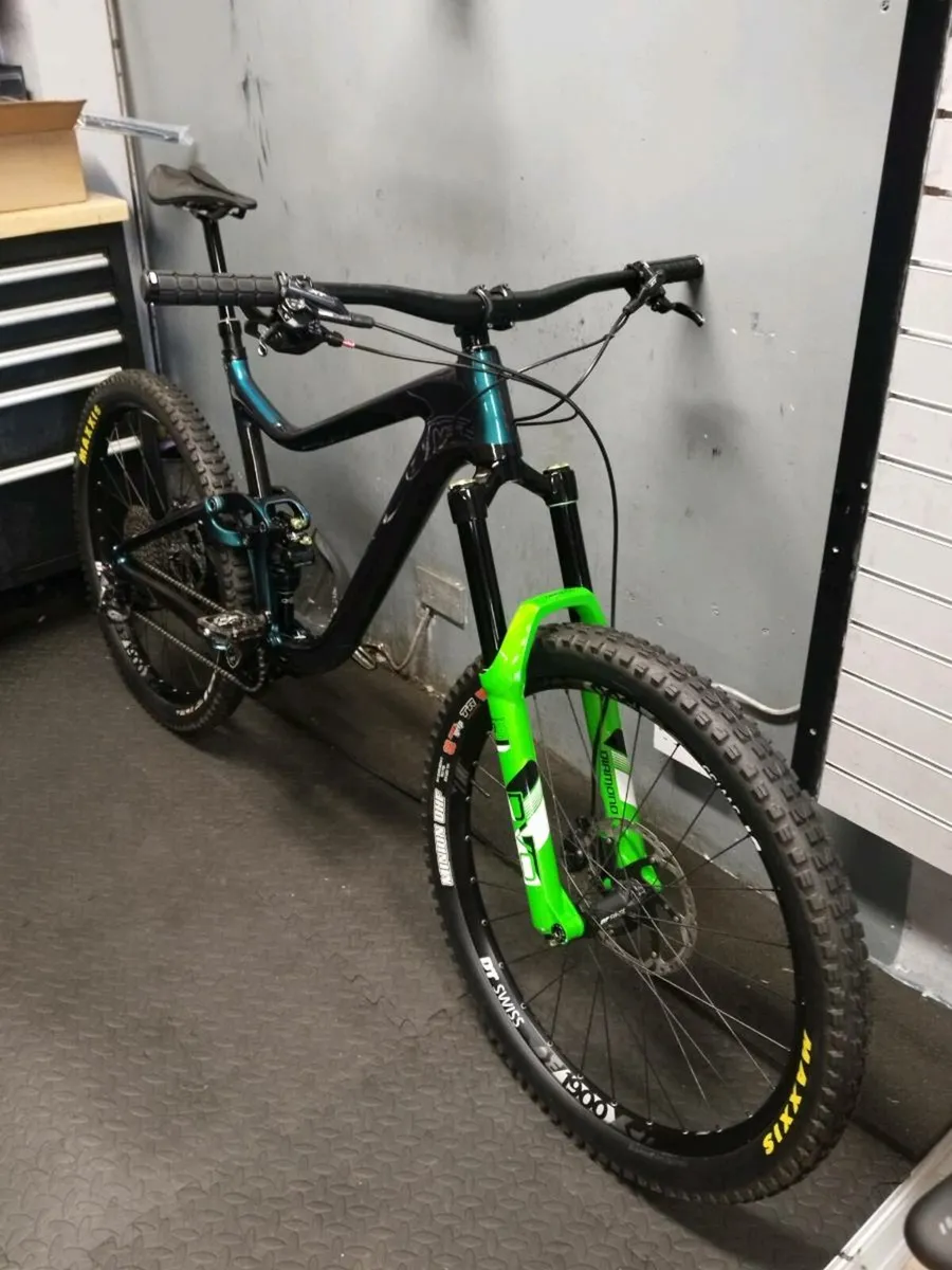 Giant Reign Advanced 1 - Image 2