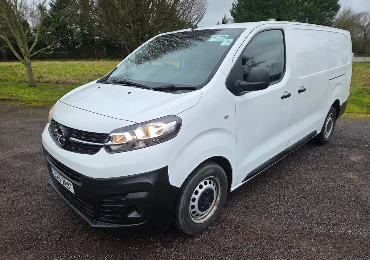 Opel Vivaro 2021  DOE 12/26 - Image 4