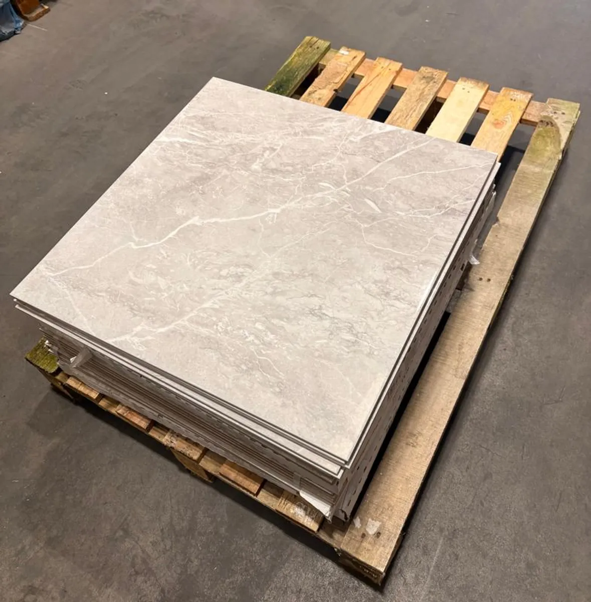 10 sq mtrs Glossy Porcelain TIles