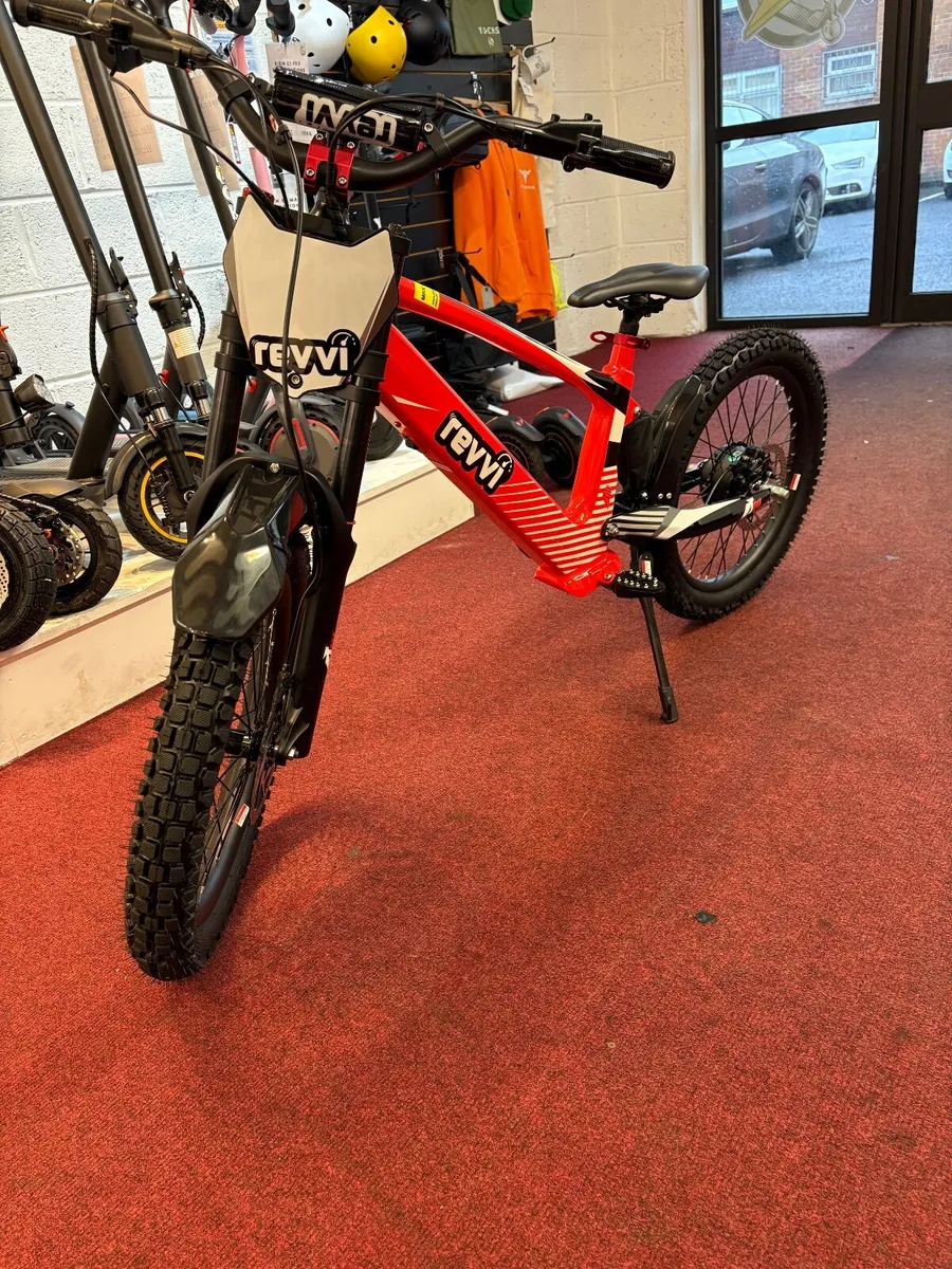 Revvi Electric Kids Bikes - Image 3