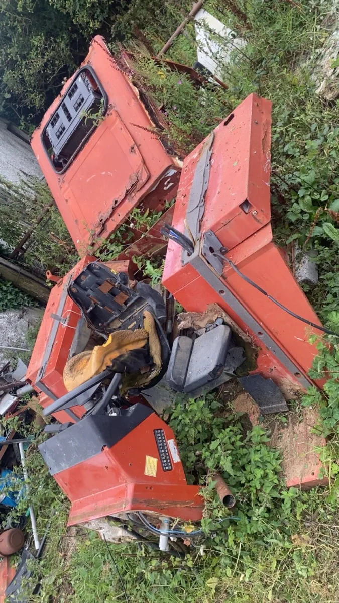 Fiat wide super comfort cab bottom half - Image 3