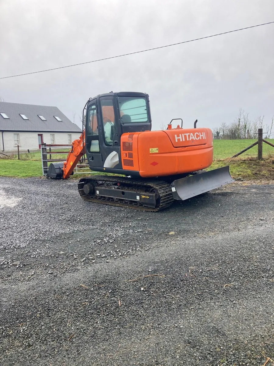 Hitachi 70 - Image 4