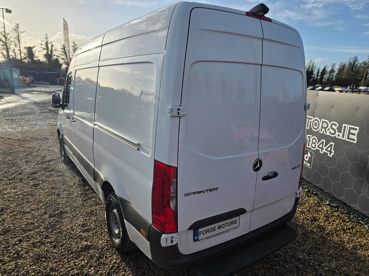 Mercedes-Benz Sprinter 2021 - Image 4