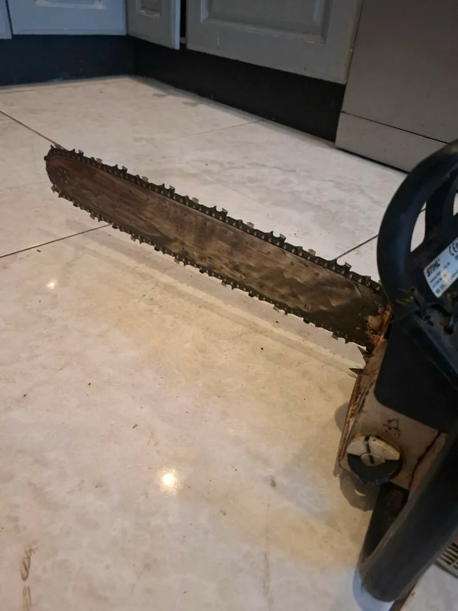 Two chainsaws for sale - Image 3