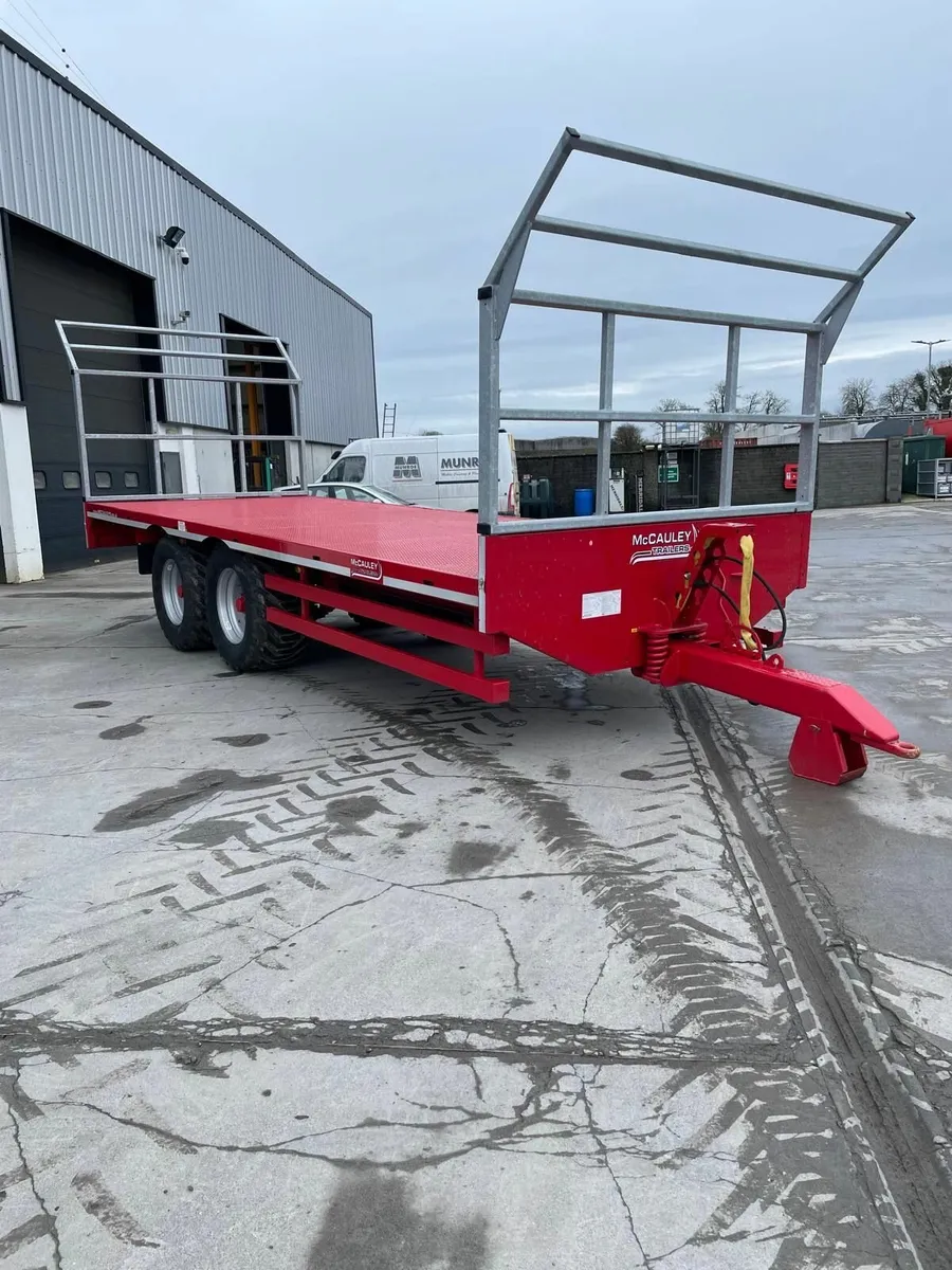 Mc Cawley flat Trailer - Image 1