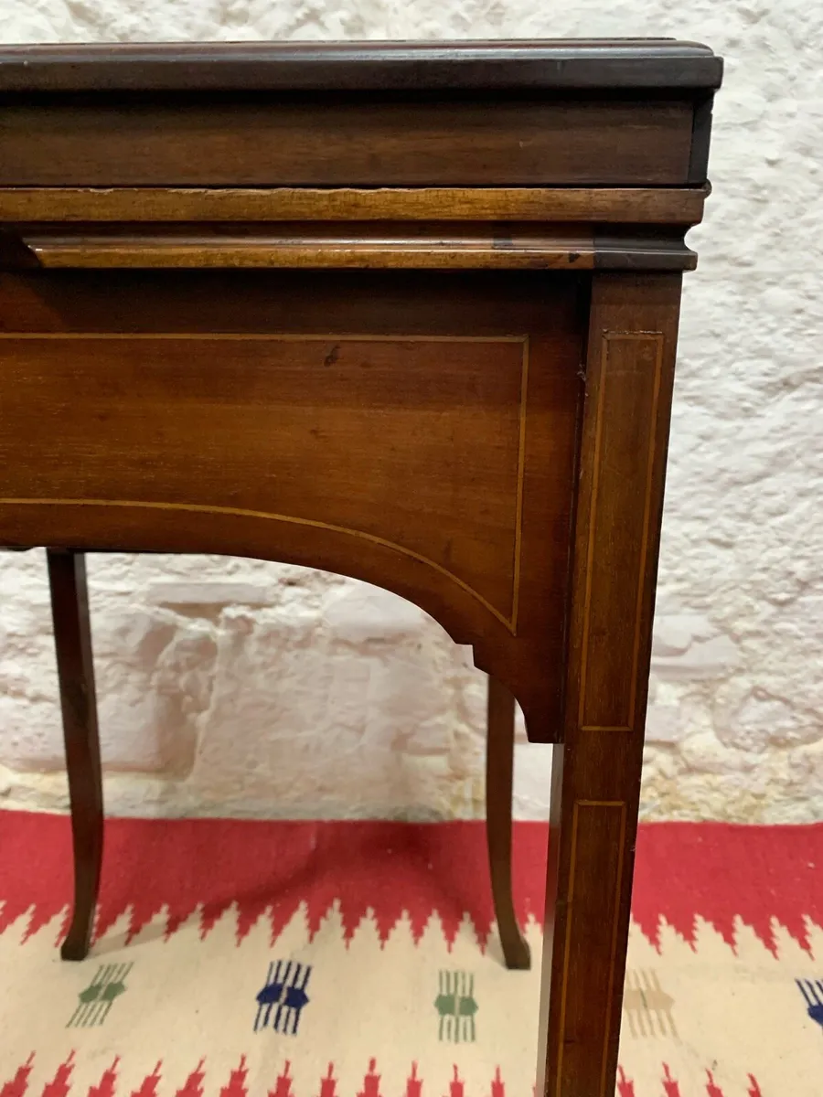 Antique Georgian Mahogany Ladies Desk. - Image 4