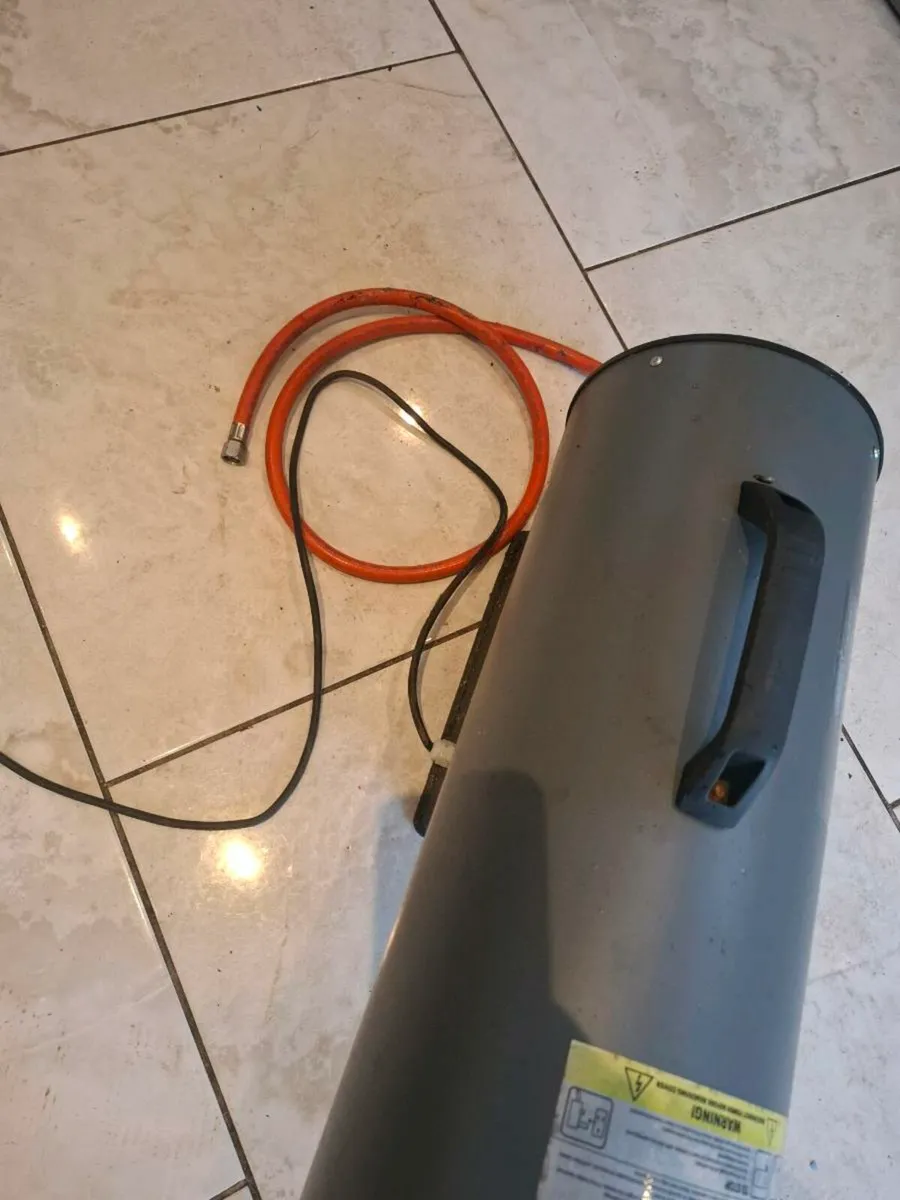 Electric gas blow heater for sale .. - Image 2