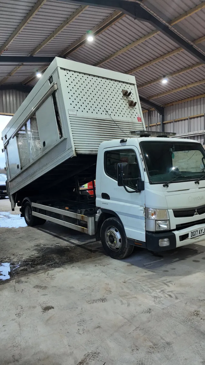 Mitsubishi Canter - Image 1