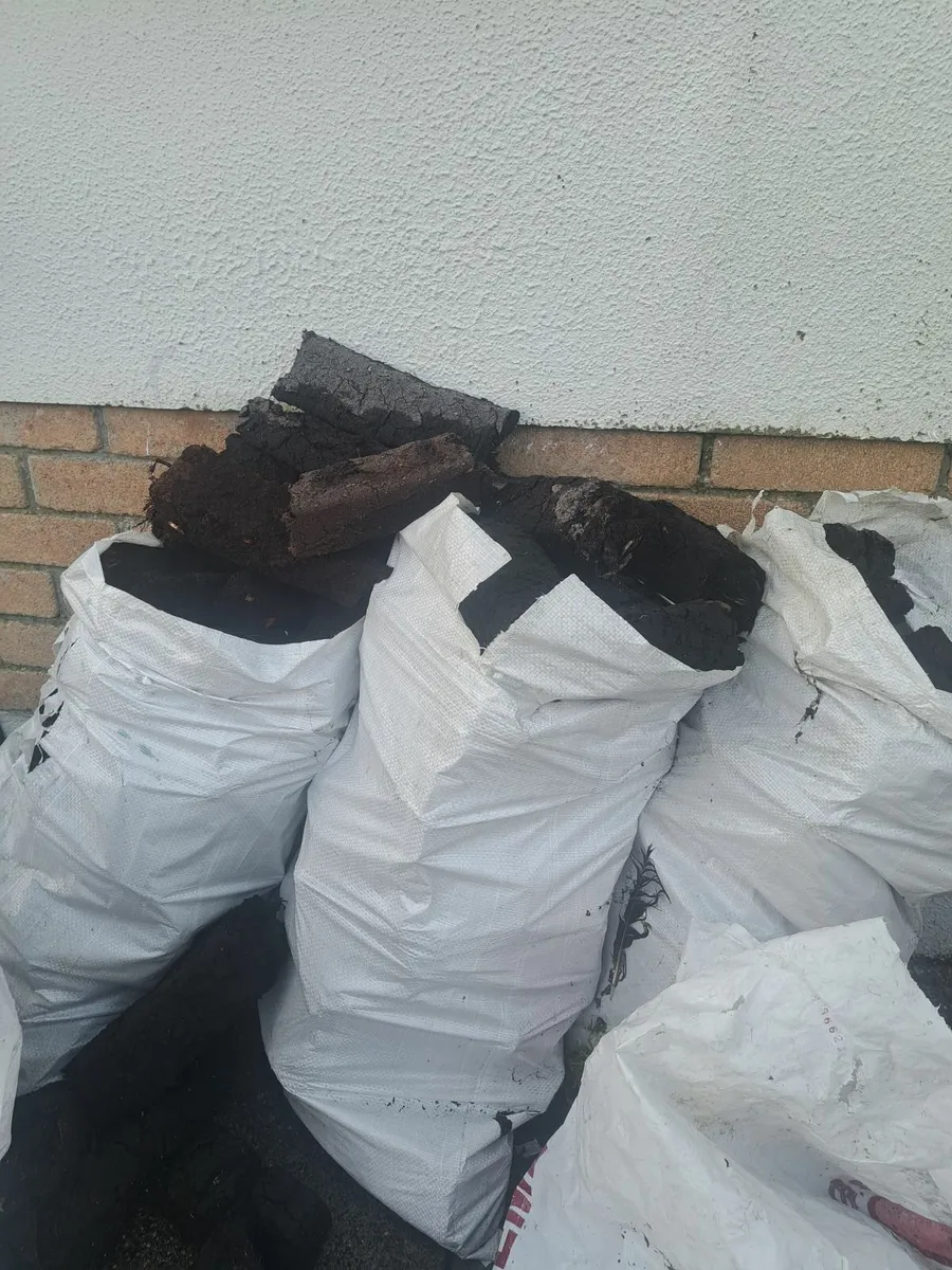 Free turf (needs to be dried)