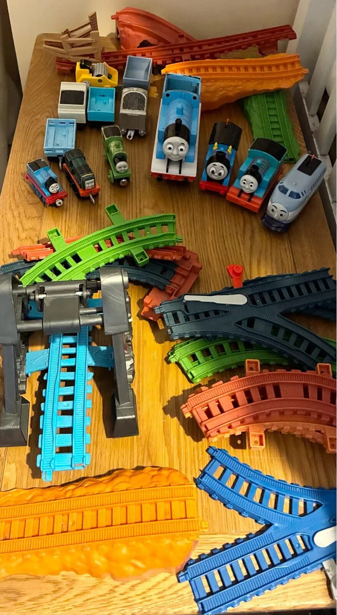 Thomas the tank toys - Image 1