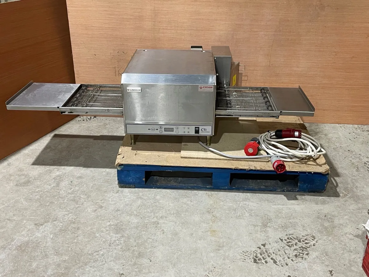 ELECTRIC PIZZA  OVEN, LINCOLN IMPINGER - Image 1