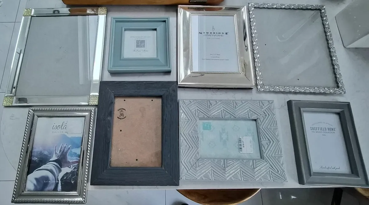 8 Photo Frames (used) - Image 1
