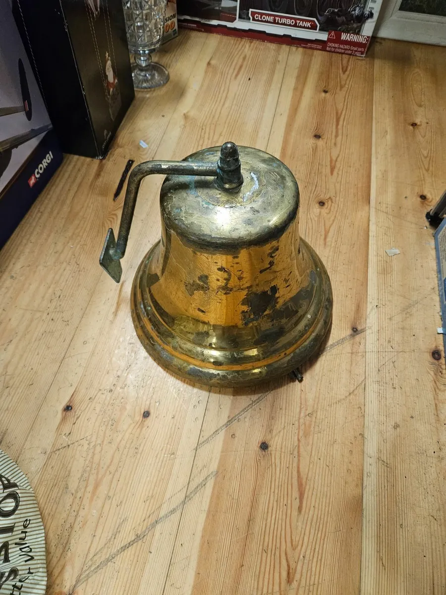 Vintage Brass Ships Bell - Image 1