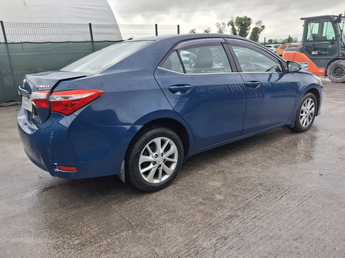 2014 Toyota Corolla  Luna  1.4 Diesel - Image 3