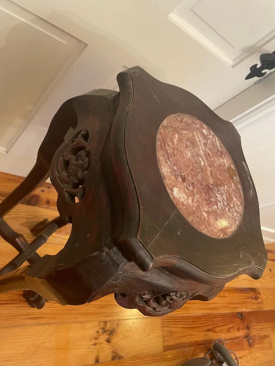 Beautiful tall wooden carved stand - Image 3