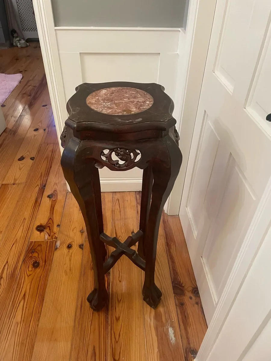 Beautiful tall wooden carved stand - Image 2