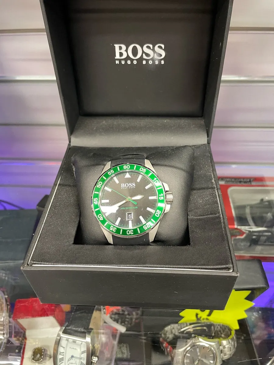 Hugo boss dive watch - Image 2