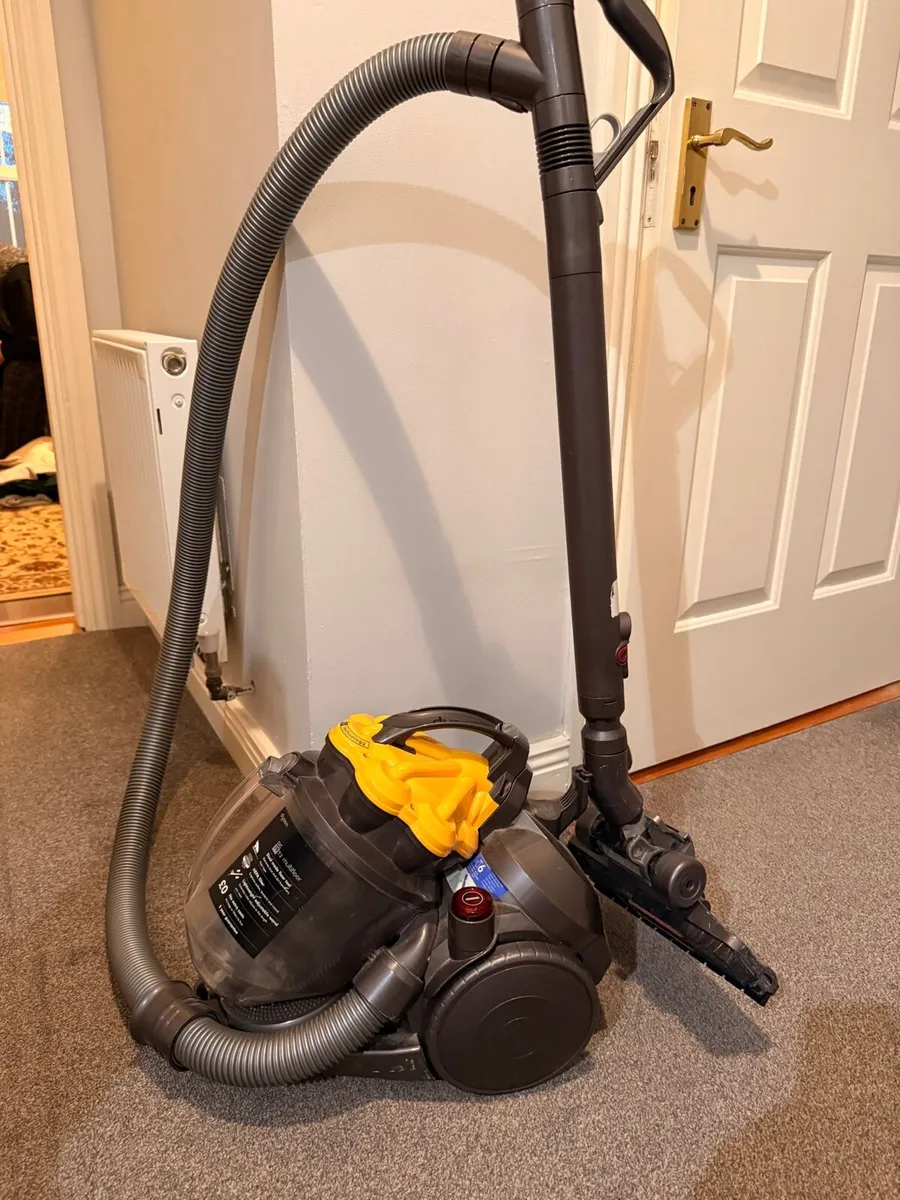 Dyson vacuum cleaner - Image 1