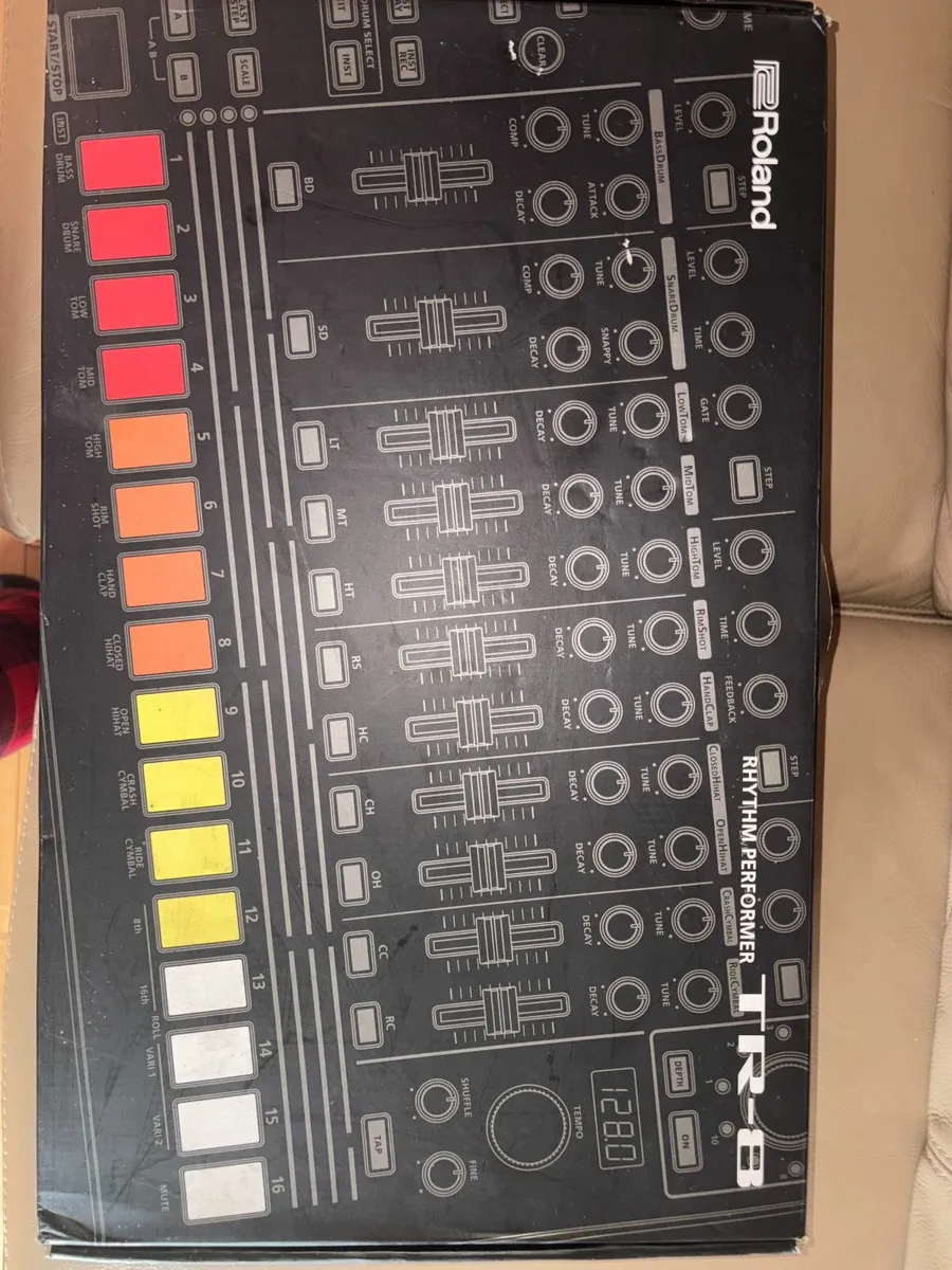 Roland TR-8 Rhythm Performer Drum Machine - Image 2