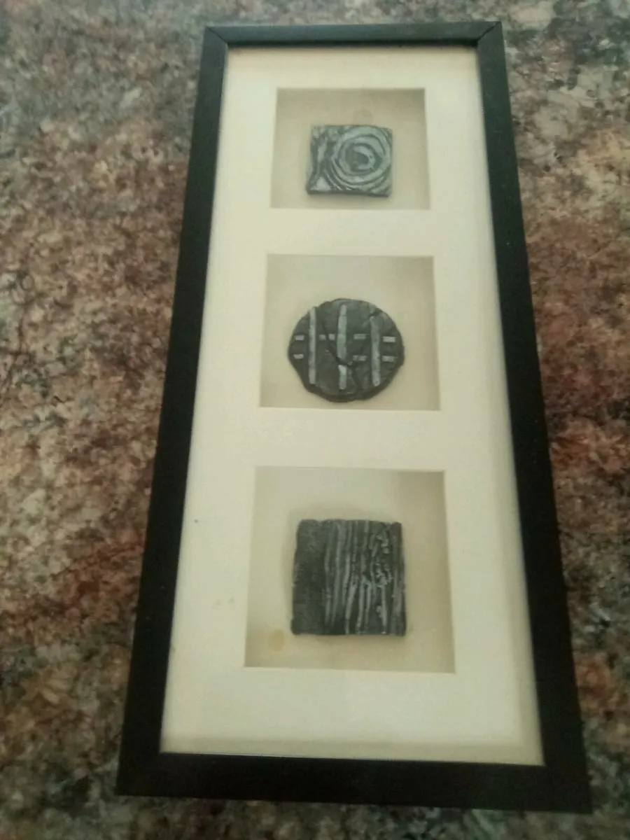 PICTURE.  FRAME. AS.  SHOWN. - Image 3