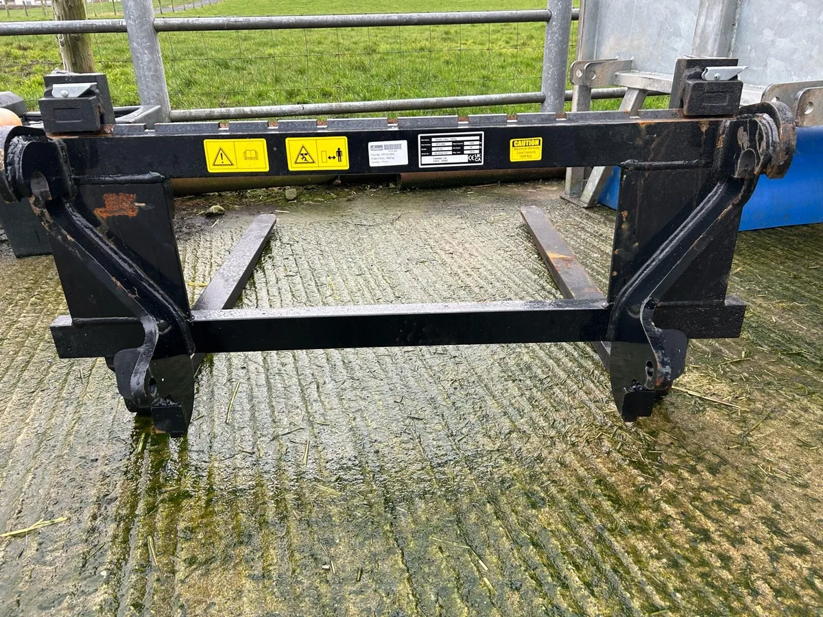 New Pallet Forks For Sale - Image 1