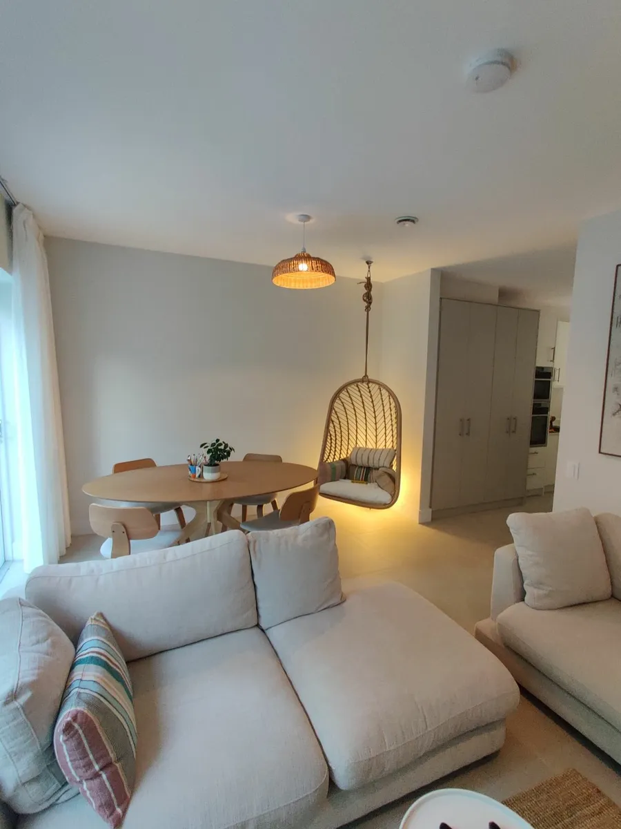 Hanging Chair - Image 2