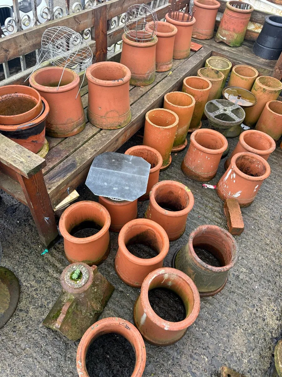 Terracotta clay 12 inch chimney pots - Image 2
