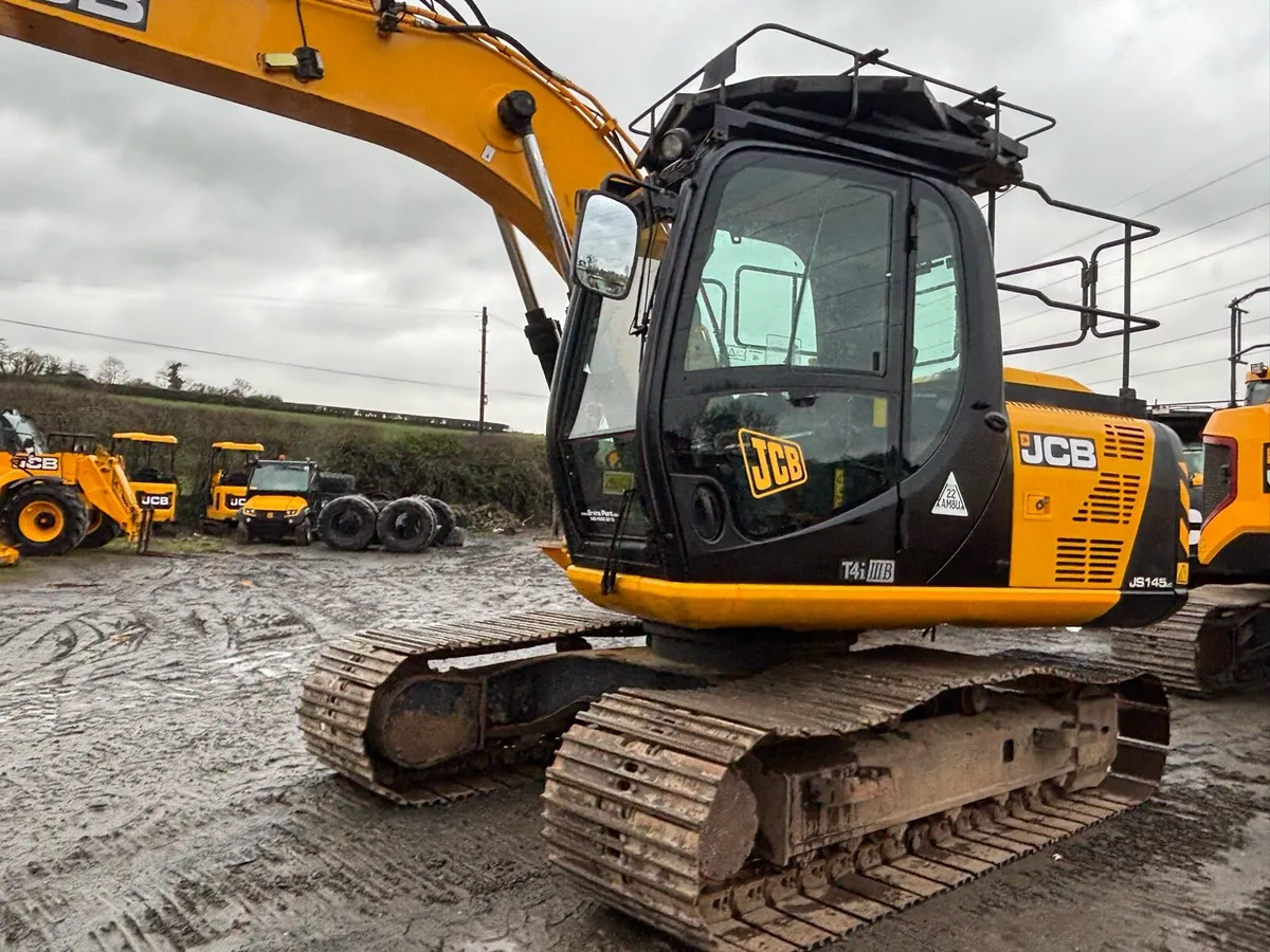 2015 JCB JS145LC - Image 1