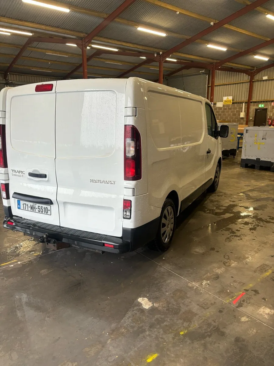 Renault traffic - Image 4