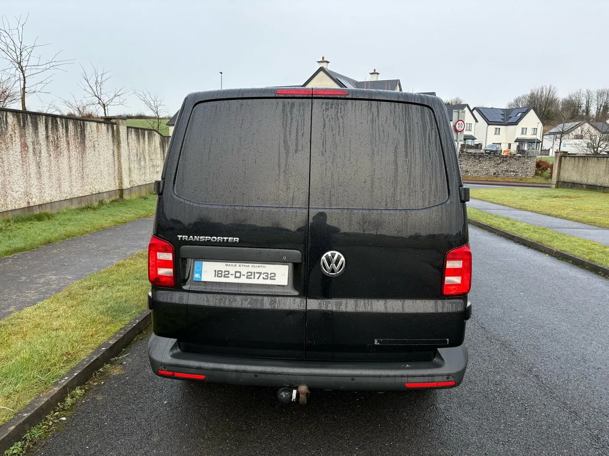 2018 (182) VW Transporter 2.0 TDI T6 DOE&TAX - Image 3