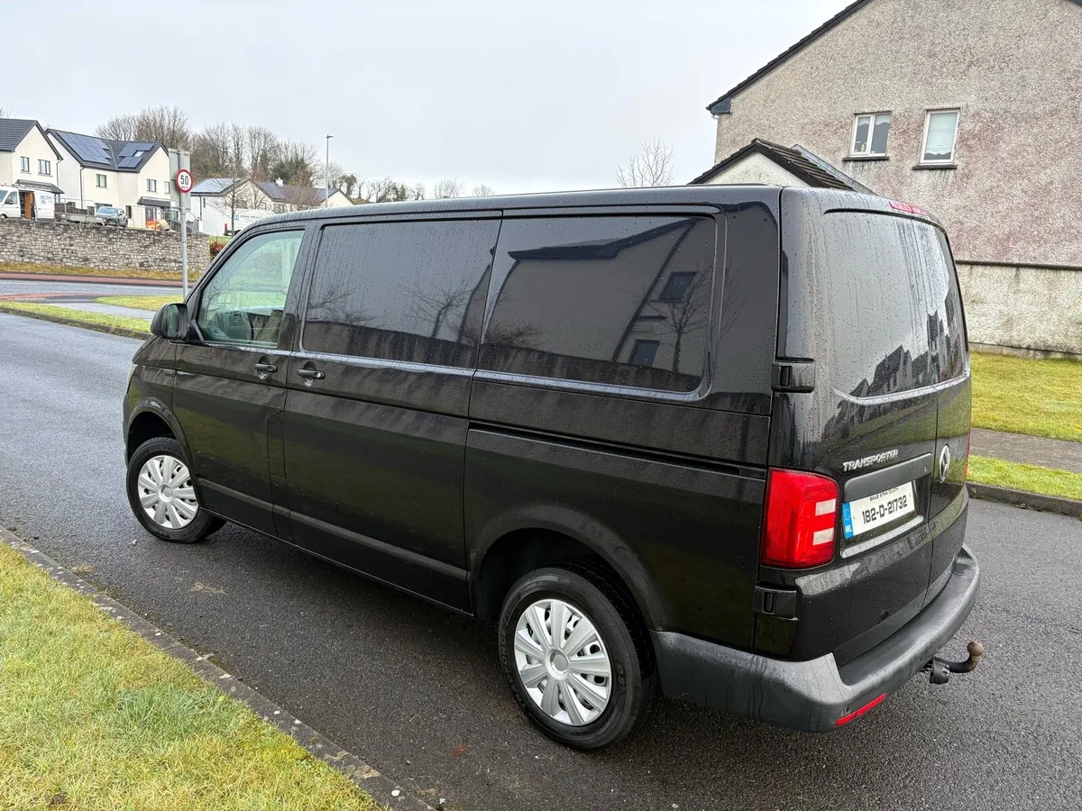 2018 (182) VW Transporter 2.0 TDI T6 DOE&TAX - Image 4
